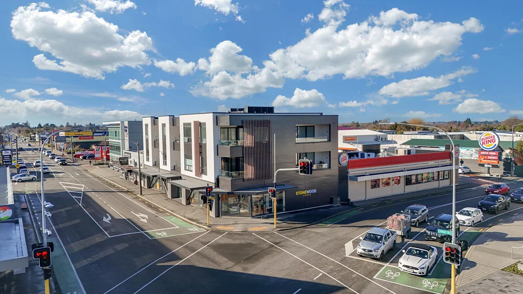 Rangiora Modern high profile retail/office space