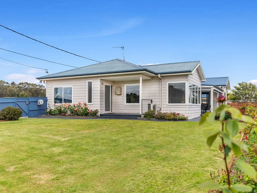 West Ulverstone 4Kwarto Spacious, Stylish & Surprisingly Large