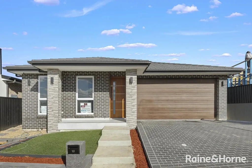 Brand New Family Home with Premium Finishes