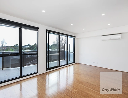403/314 Pascoe Vale Road, Essendon, North Melbourne, 2 Kuwarto, 2 Banyo, Apartment