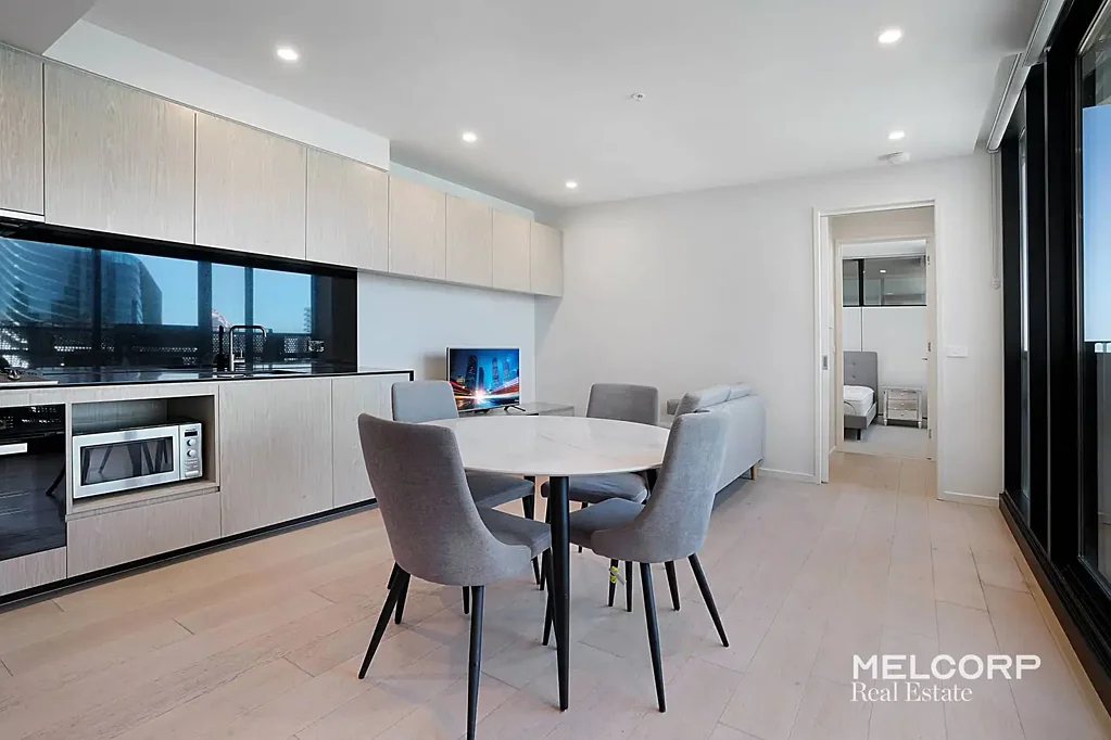INNER CITY GEM - FURNISHED