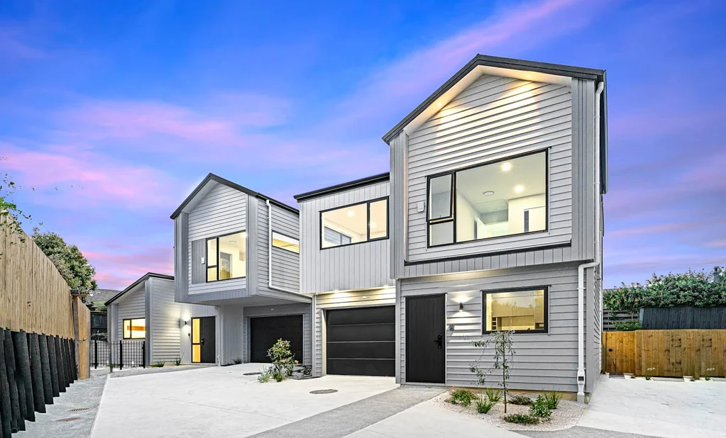 Botany Downs 4Kwarto Modern Standalone Gem in Prime Botany Downs!