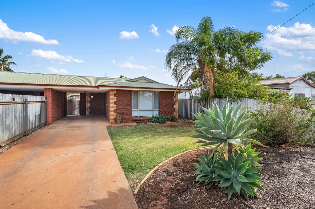 CENTRAL 3X2 FAMILY HOME
