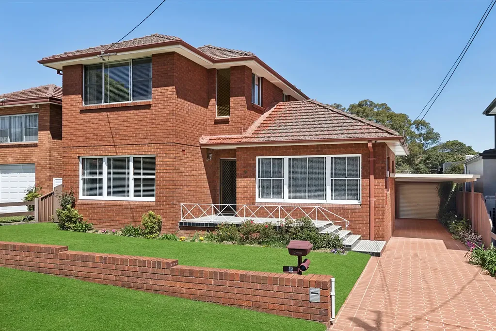 Penshurst 5Kwarto Cherished family home on market for the first time