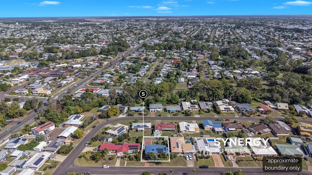 Bundaberg South 3બેડરૂમ Brick Home with Study, Solar & Shed Potential in Quiet Bundaberg South Street