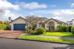 12 Tyrico Close, Unsworth Heights