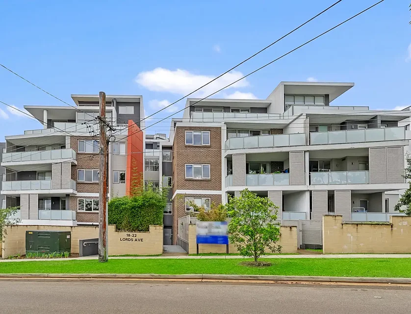 26/18-22 Lords Avenue, Asquith, Upper North Shore, 2 Schlafzimmer, 2 Badezimmer, Unit