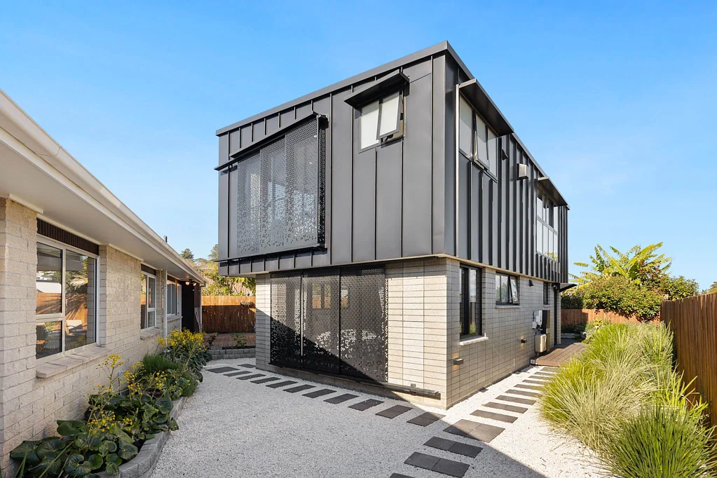 16 Maugham Drive, Bucklands Beach, Manukau City, Auckland