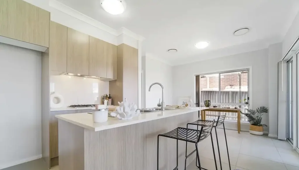 Tallawong 5chambre Immaculate Family Home in the Heart of Tallawong | Generous Block