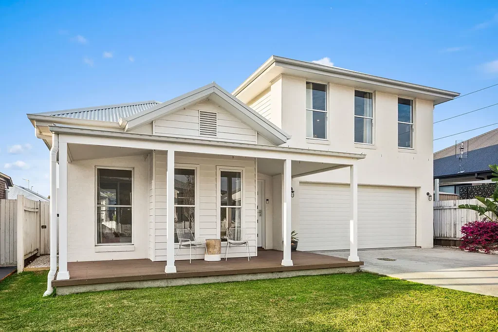 Tullimbar 4房  Modern Family Home in the Heart of Tullimbar