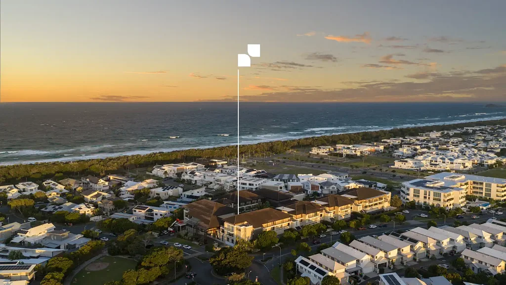 Casuarina 2房  Sold by Corey Moret 0435 986 161