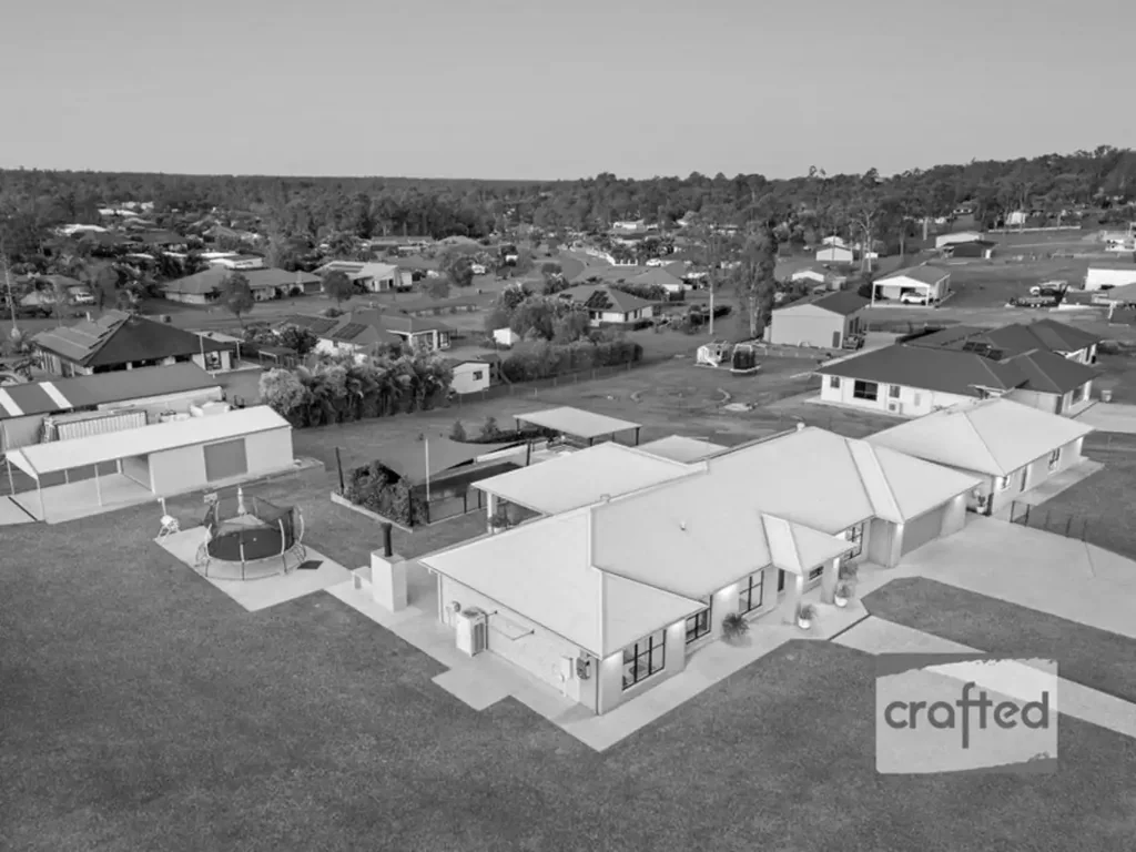 New Beith 6ਬੈੱਡਰੂਮ acreage life 🍃 | Sensational Corner Block - Jewel Lifestyle + Dual Accommodation. Room for the Extended Modern Family