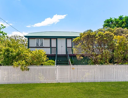 76 Eleventh Avenue, Railway Estate, Townsville, 4 ห้องนอน, 1 ห้องน้ำ, House