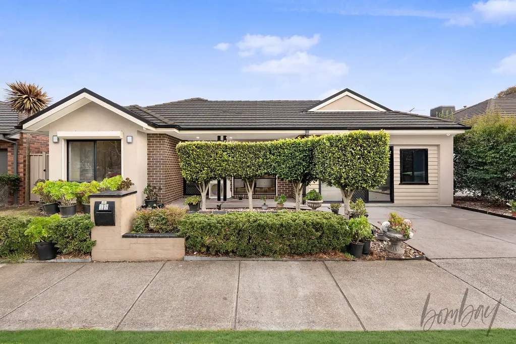 Craigieburn 6ਬੈੱਡਰੂਮ 6-Bedroom Luxury Living: Walking Distance to Craigieburn Central