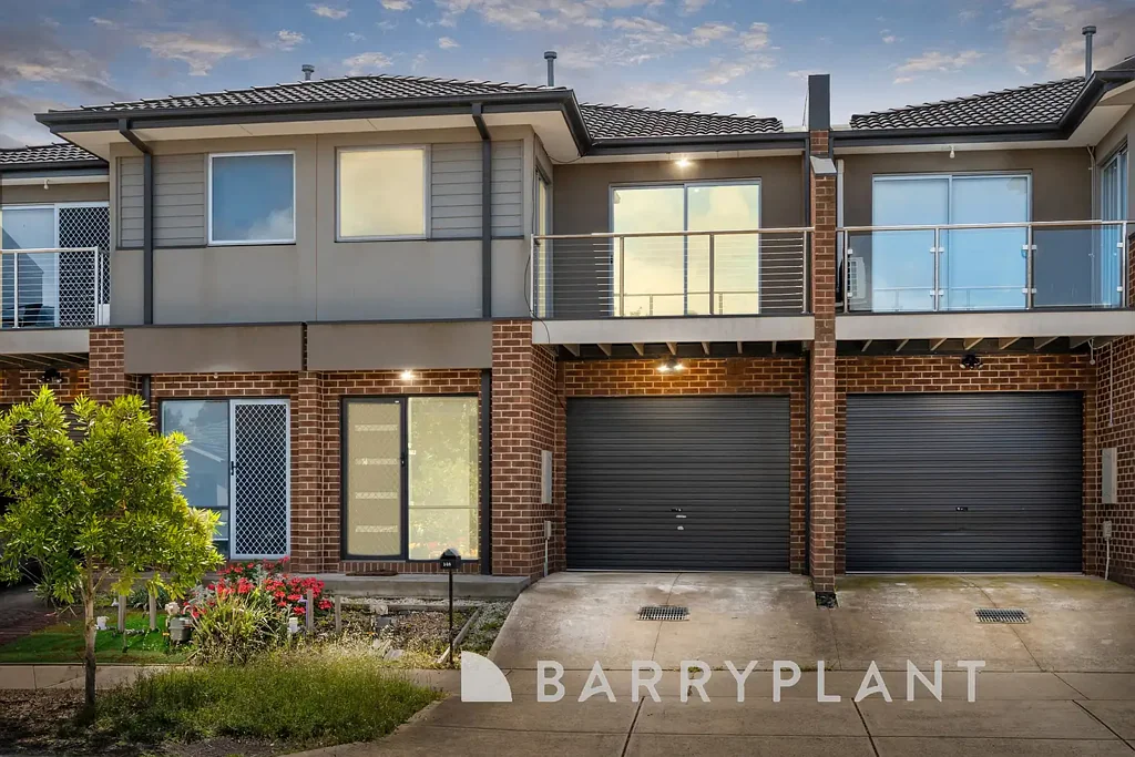 1/16 Marble Drive, Cobblebank, VIC 3338