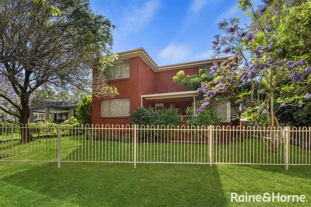 3 Olwyn Place, Earlwood, NSW 2206