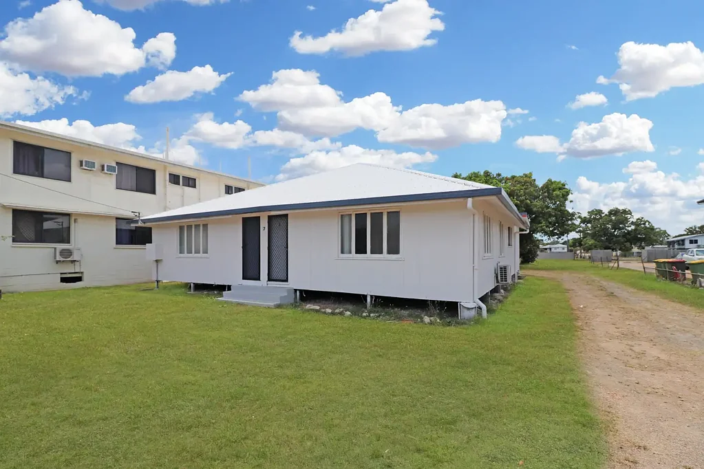 7 Mcilwraith Street, Ingham, QLD 4850