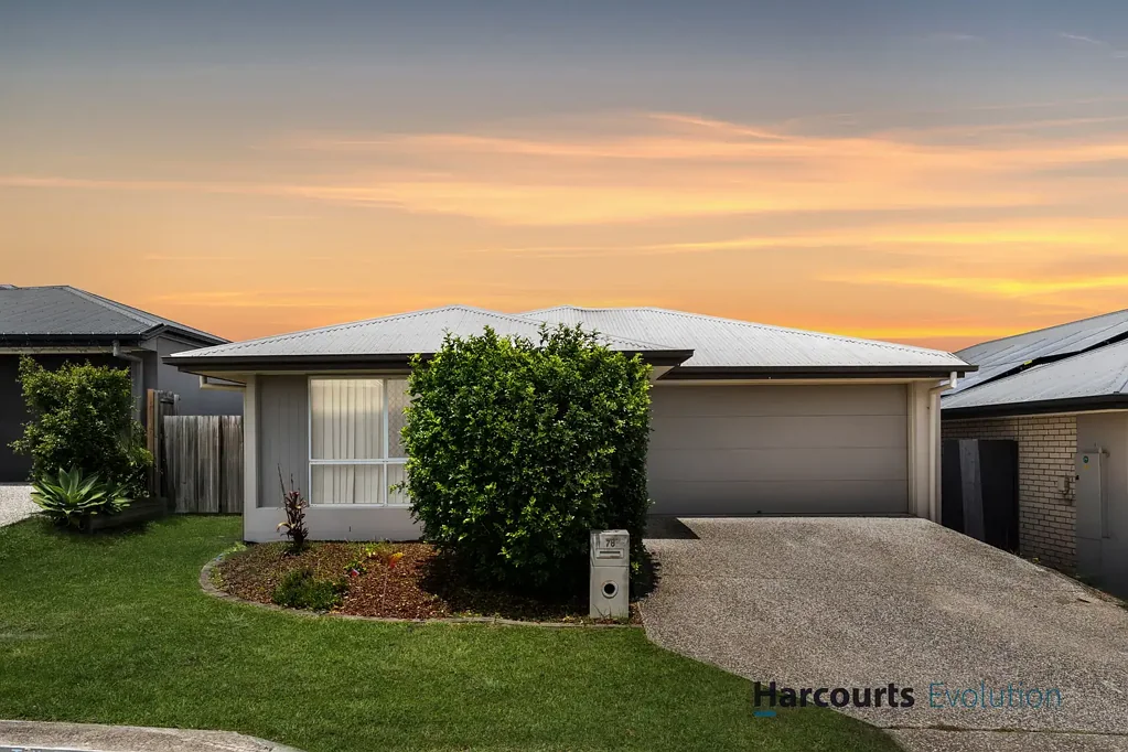 Yarrabilba 4房  风格时尚、易于打理的四卧室住宅，位于优越的雅拉比巴地段  Stylish, Low-Maintenance 4-Bedroom Home in a Prime Yarrabilba Location