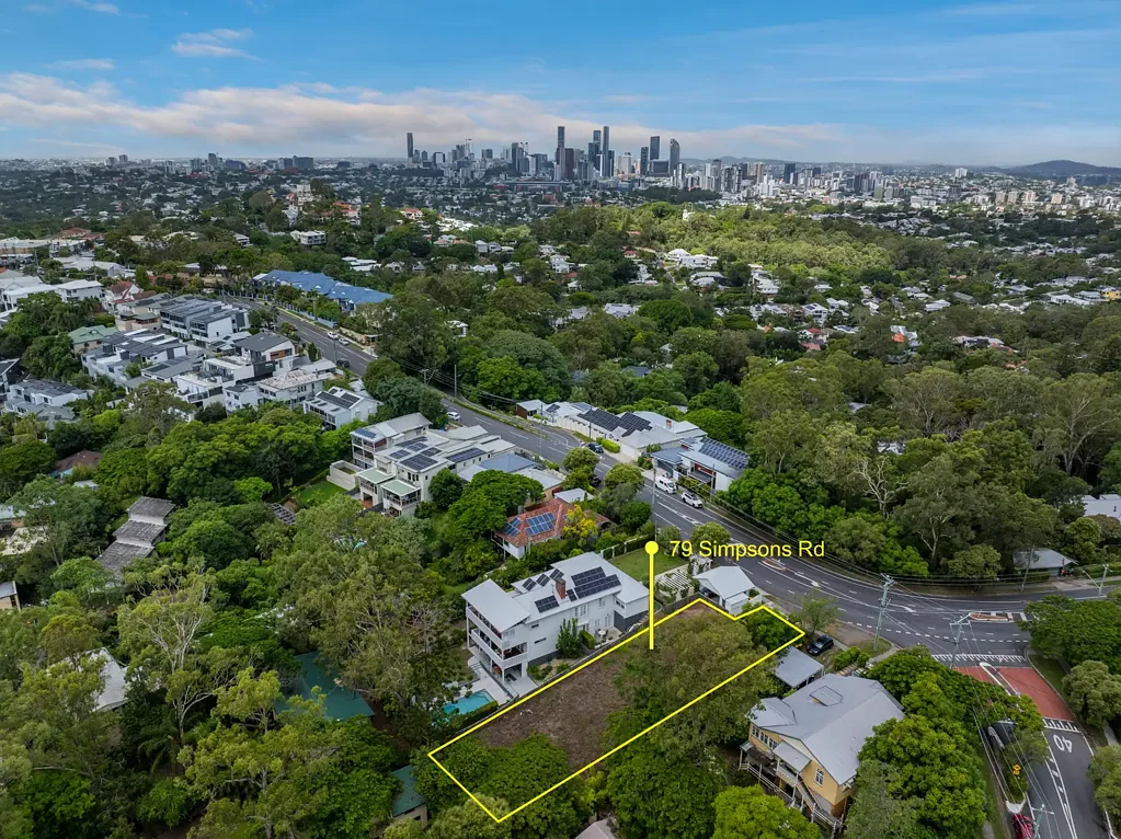 Bardon Rare 766 sqm of land with city and mountain views