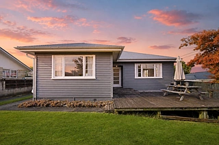 69 Pine Avenue, Melville, Hamilton City