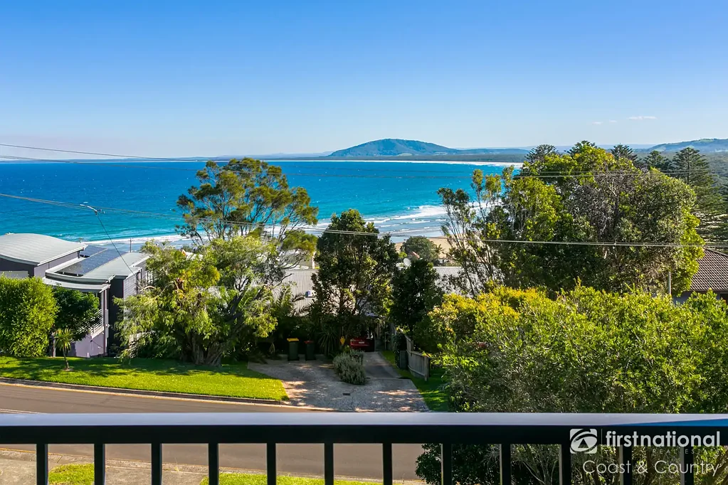 Gerroa 3房  Renovated Home with Coastal Views