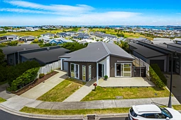 7 Barcliff Terrace, Gulf Harbour