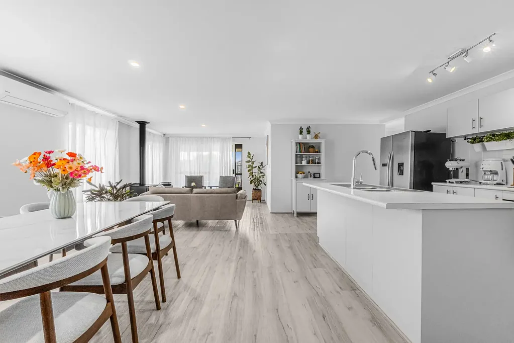 Ellenbrook 4Kwarto Modern Style, Effortless Living