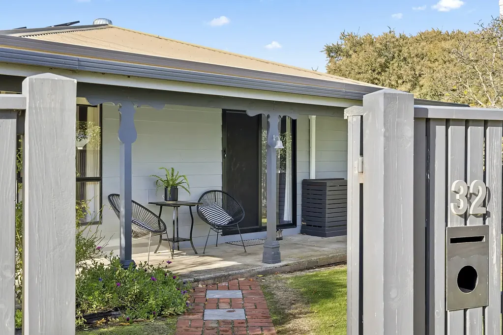 Camperdown 3房  MODERN, EASY LIVING IN A CONVENIENT LOCATION