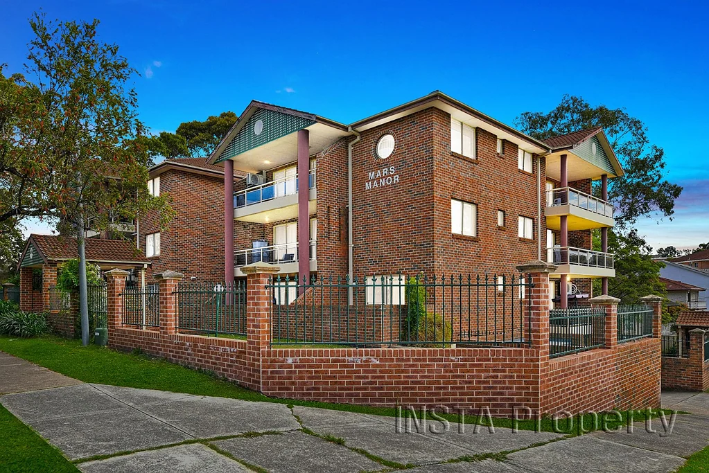 16/54 Sir Joseph Banks Street, Bankstown, NSW 2200
