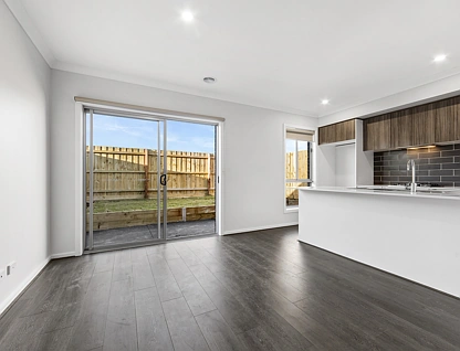 74 Showman Drive, Diggers Rest, North West Melbourne, 3 कमरे, 2 बाथरूम, House