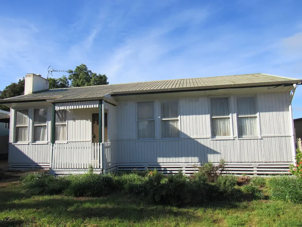 6 Wright Street, Peterborough, SA 5422