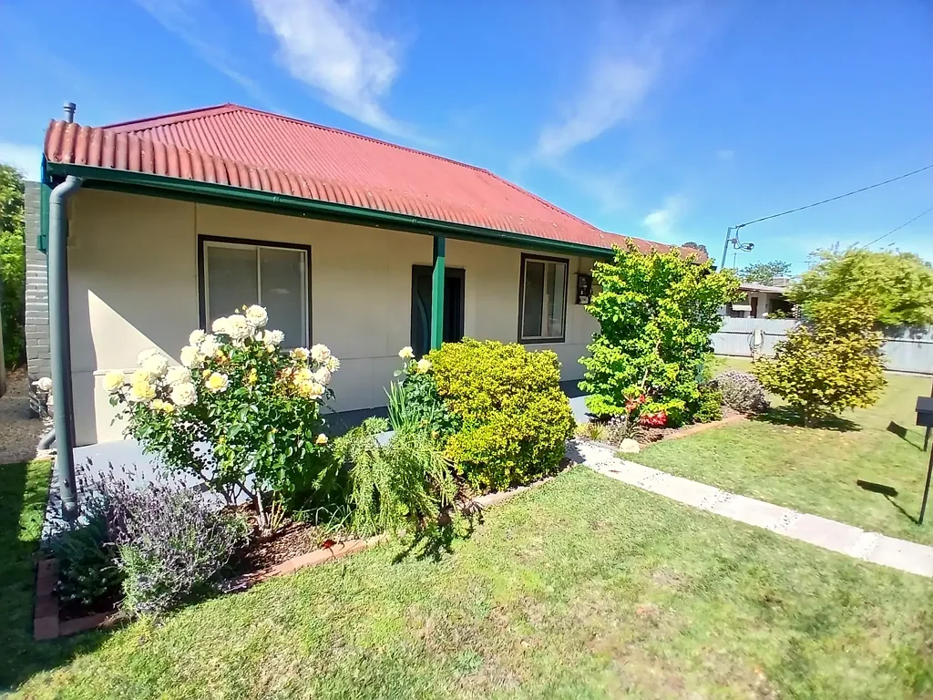 15 Day Street, Henty, NSW 2658
