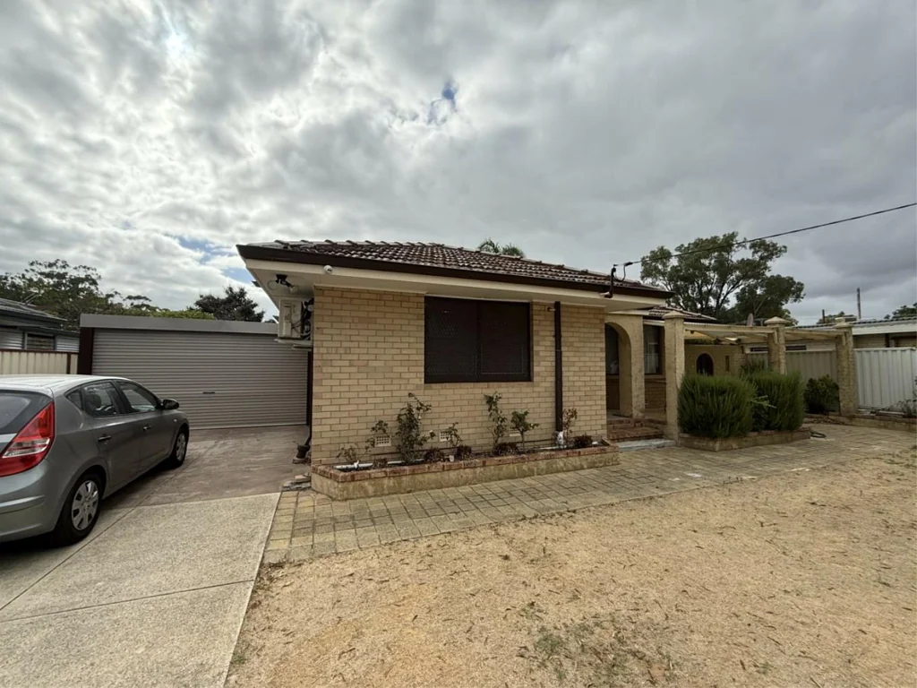 Langford 4Moenga CHARACTER FILLED HOME