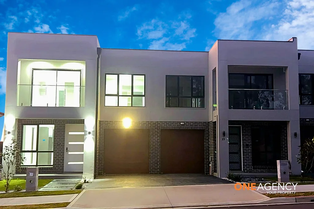 Marsden Park 3房 优雅奢居 三卧双卫 宽敞舒适 中心地段 安全便捷 近学校商圈 Brand New 3 Bedroom Townhouse in Marsden Park