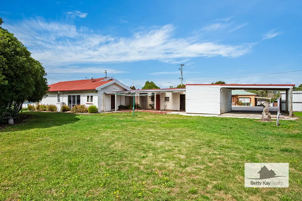 Smithton 3chambre Smart Buy – Family Living or Rental Potential