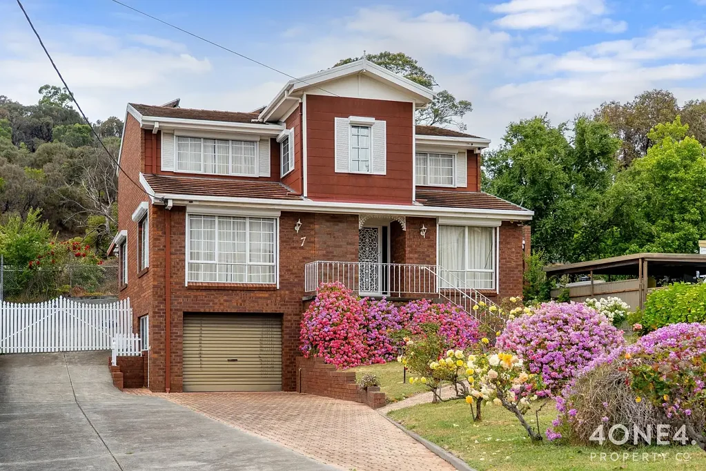 7 Oldham Avenue, New Town, TAS 7008