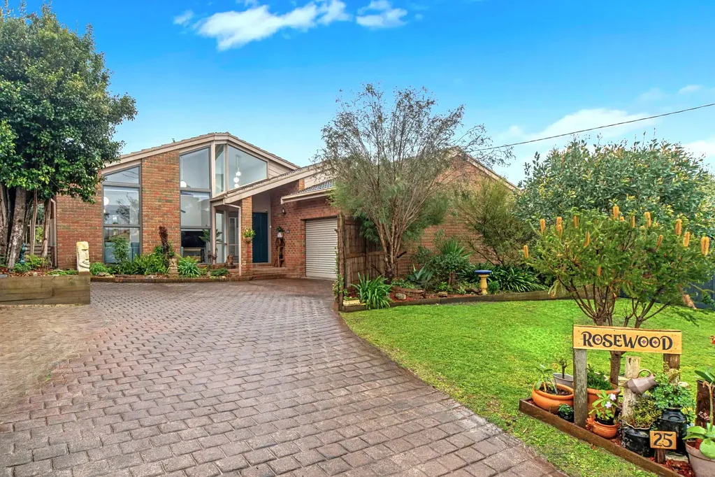 Somerville 4ਬੈੱਡਰੂਮ Modern Living with Timeless Charm