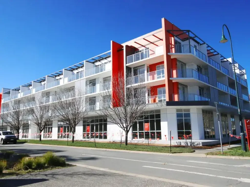 1 BEDROOM + STUDY APARTMENT IN SOUGHT AFTER METRO ONE BUILDING
