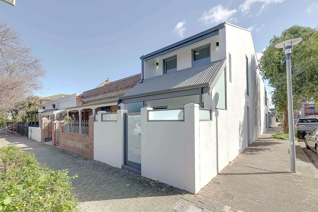 North Adelaide 3ਬੈੱਡਰੂਮ Architectural Light, Flexible Living & O'Connell Street at Your Door