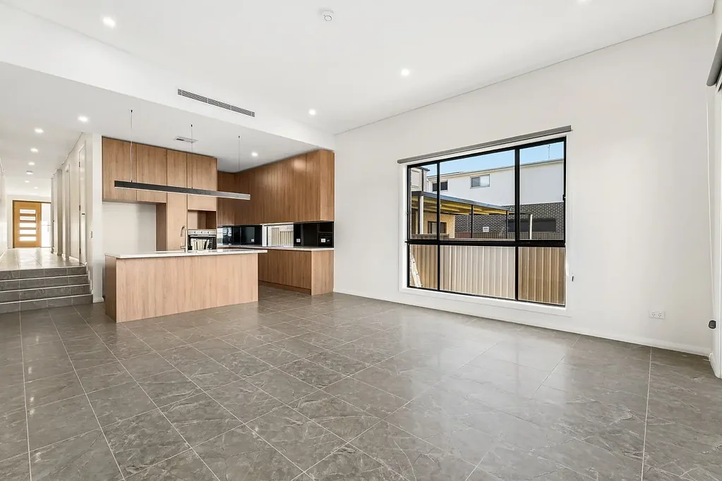 Fairfield West 5બેડરૂમ Brand New Luxury Torrens Title Duplexes - 241 and 241A Hamilton Road, Fairfield West, NSW 2165
