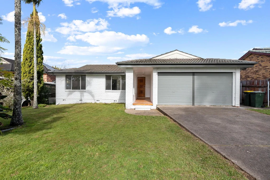 Large Block, Great Neighbours, Exceptional Location