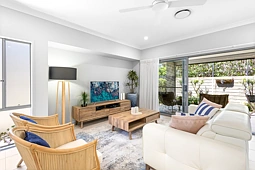 2/2 Retreat Drive, Buderim