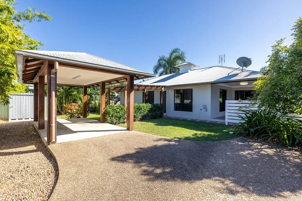 Idyllic Setting in Quiet Secluded Location
