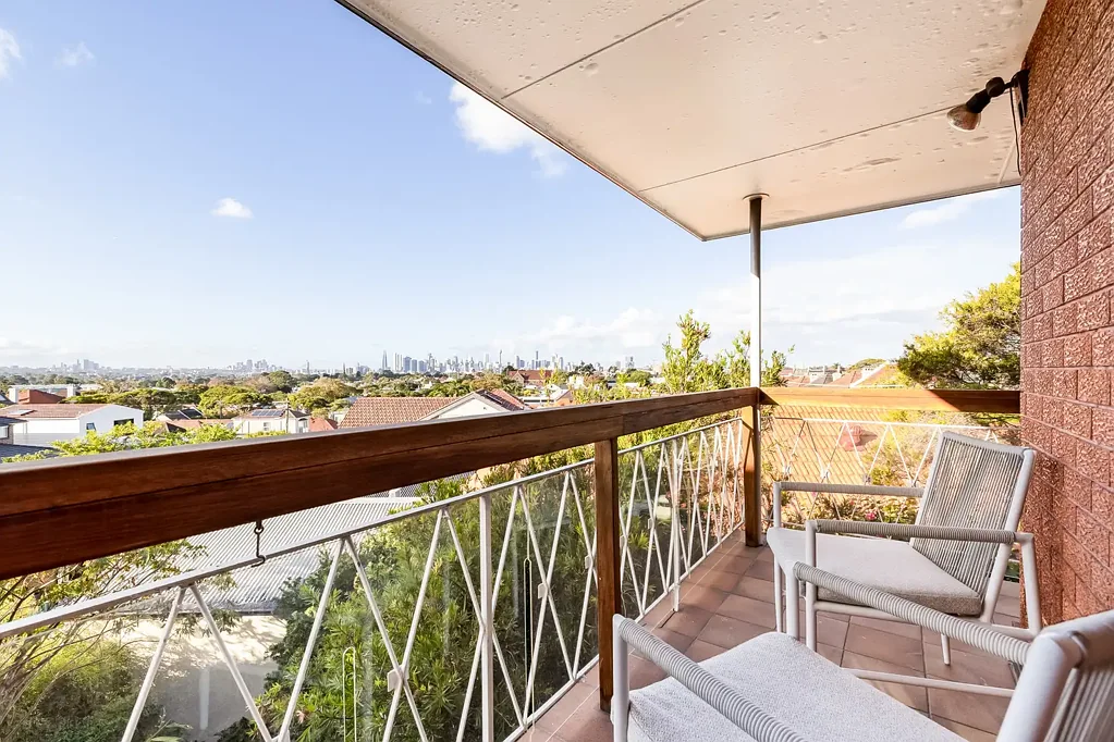 Petersham 2Kwarto Top-floor apartment with sensational city vistas