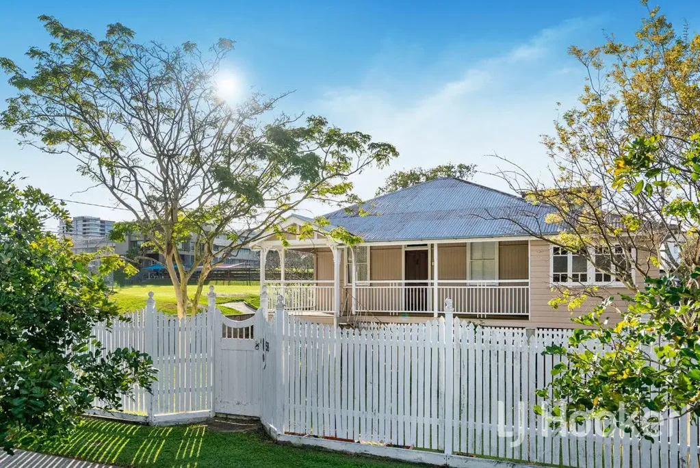 58 Halstead Street, Coorparoo, QLD 4151