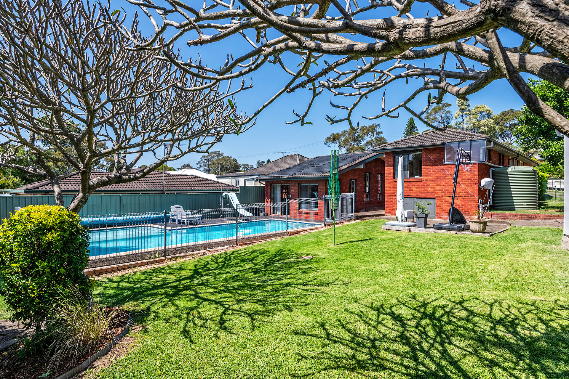 57 WOLLYBUTT RD, ENGADINE NSW 2233, 0房, 0浴, House