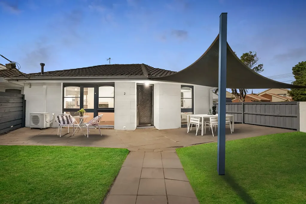 2/14 Bay Street, Mordialloc, VIC 3195