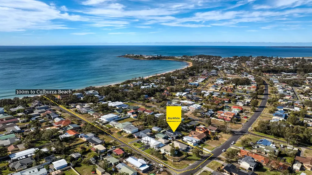 Culburra Beach 4 Bedroom Modern Comfort Meets Coastal Charm