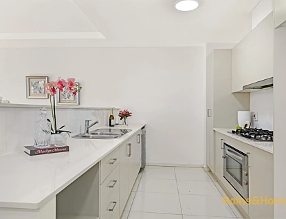 50/23-35 Crane Road, Castle Hill, The Hills, 2 phòng ngủ, 2 phòng tắm, Apartment