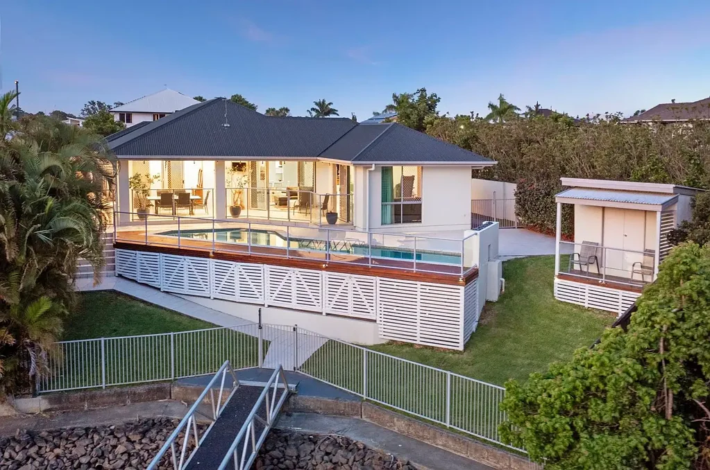 Helensvale 4部屋 Dual Living Potential